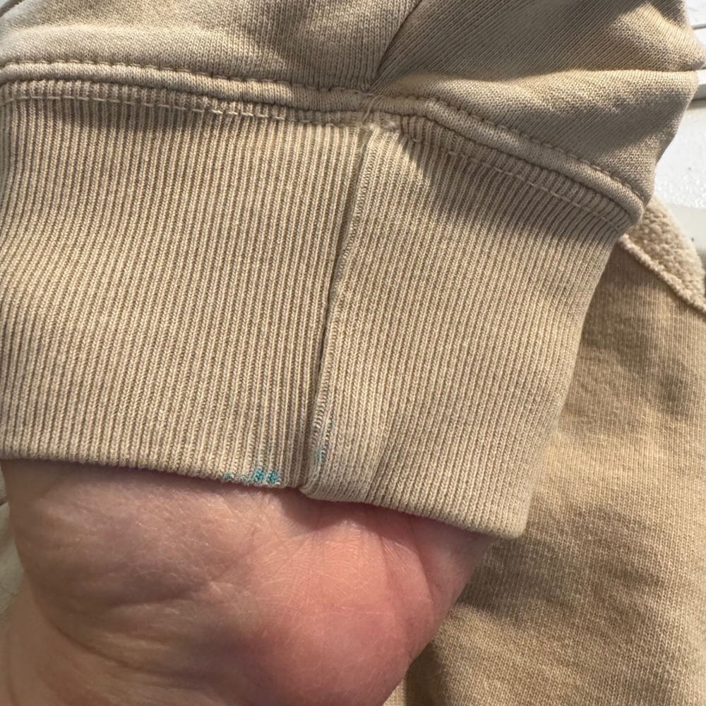 Brandy Melville Sweatshirt‎ Womens One Size Beige Cropped Raw Hem Terry Pullover - Picture 8 of 8